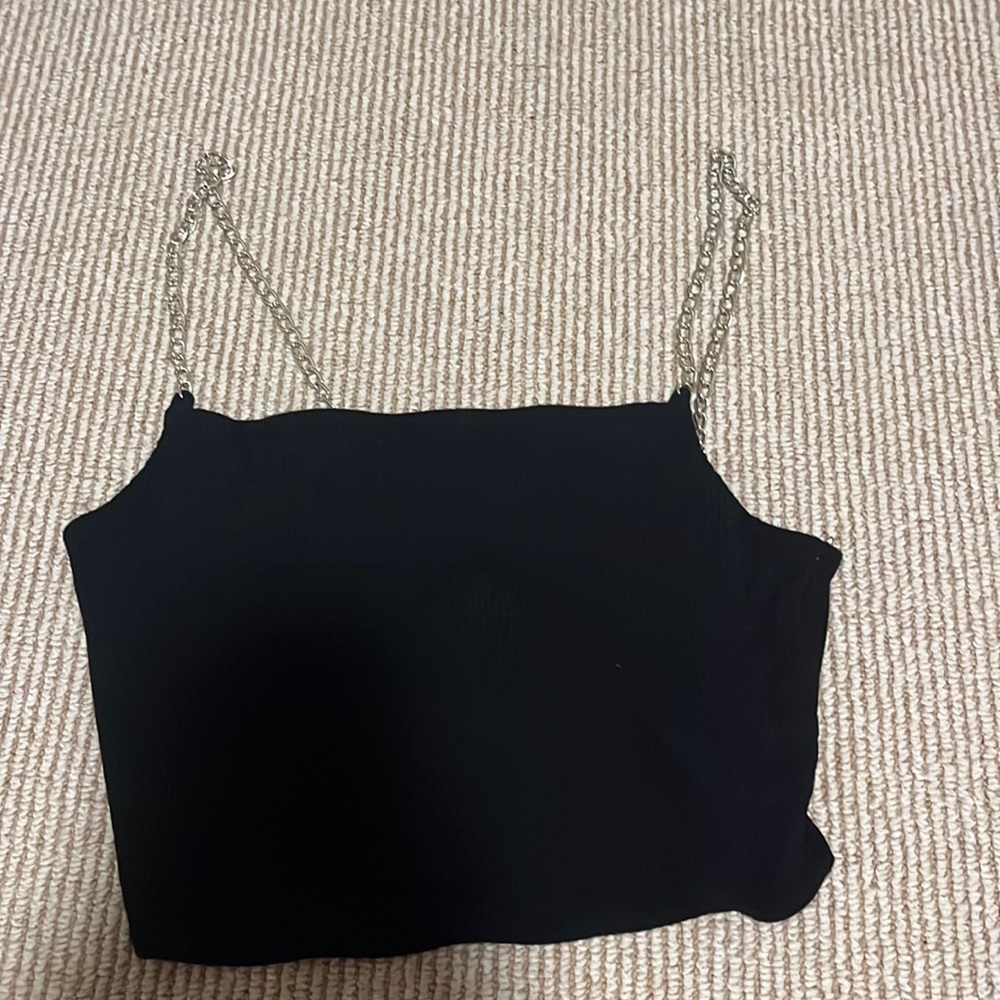 GARAGE black chain crop top